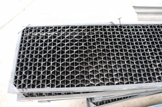 Tháp giải nhiệt dàn ngưng bay hơi 380 Volt 5.5KW R22